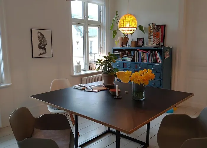 Beautiful With A Private Rooftop Terrace *